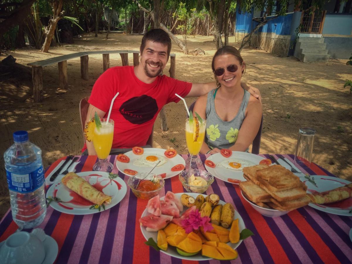 Beach Bungalow Yala Kirinda  Bagian luar foto