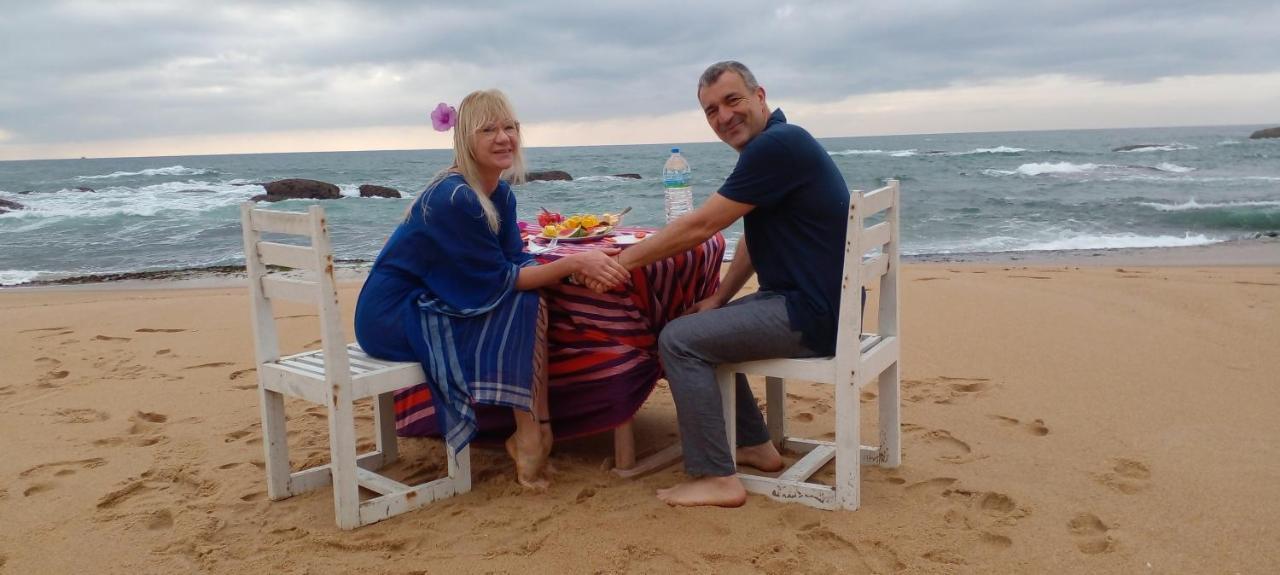 Beach Bungalow Yala Kirinda  Bagian luar foto