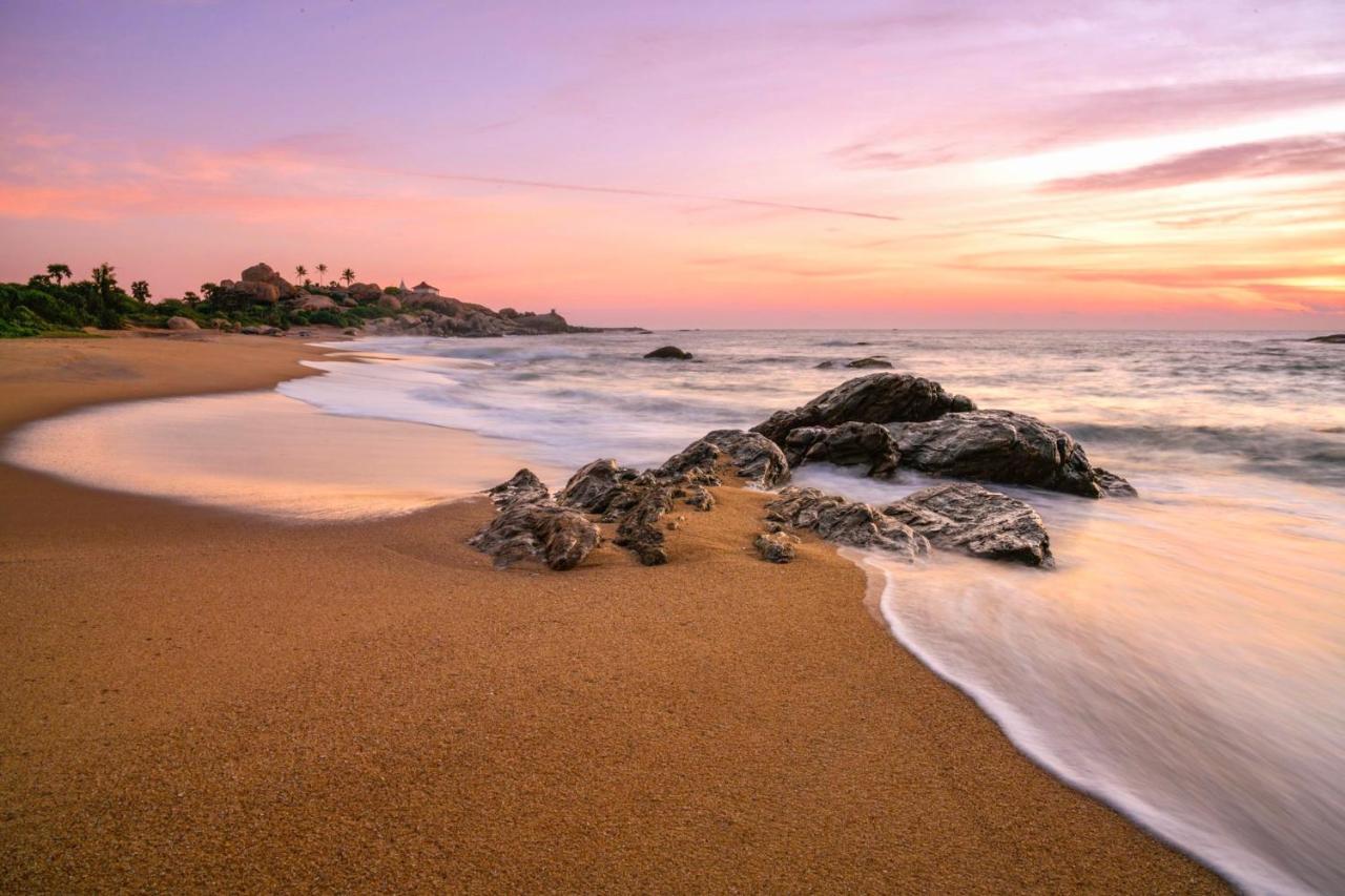 Beach Bungalow Yala Kirinda  Bagian luar foto